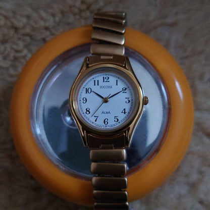 Seiko Alba Success SUCCESS Analog Quartz Women