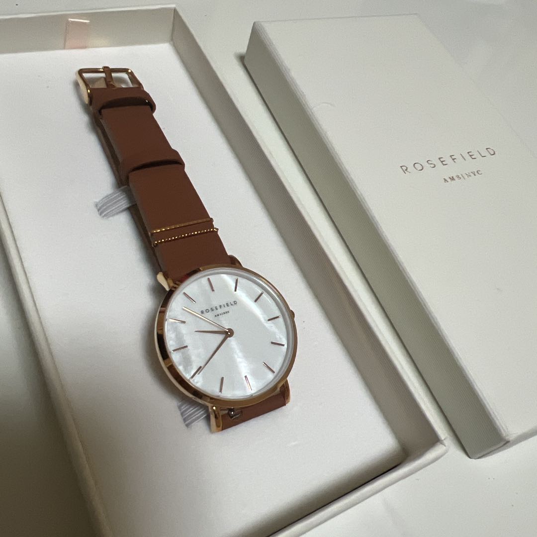 Analog Quartz Women