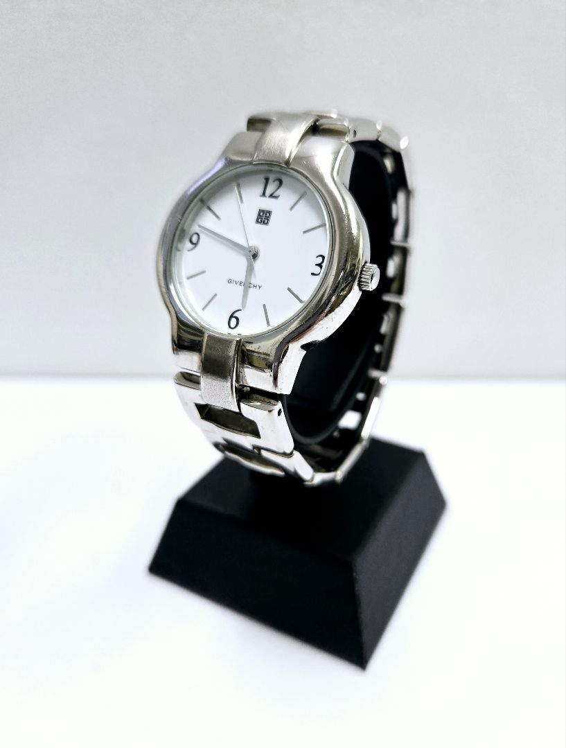 Givenchy Analog Quartz Boys
