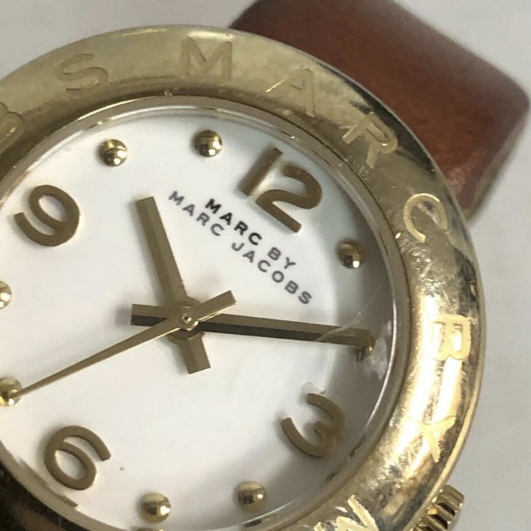 Analog Quartz Women