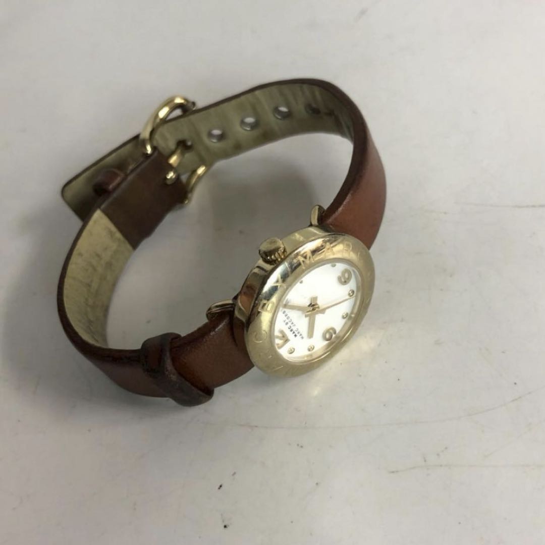 Analog Quartz Women