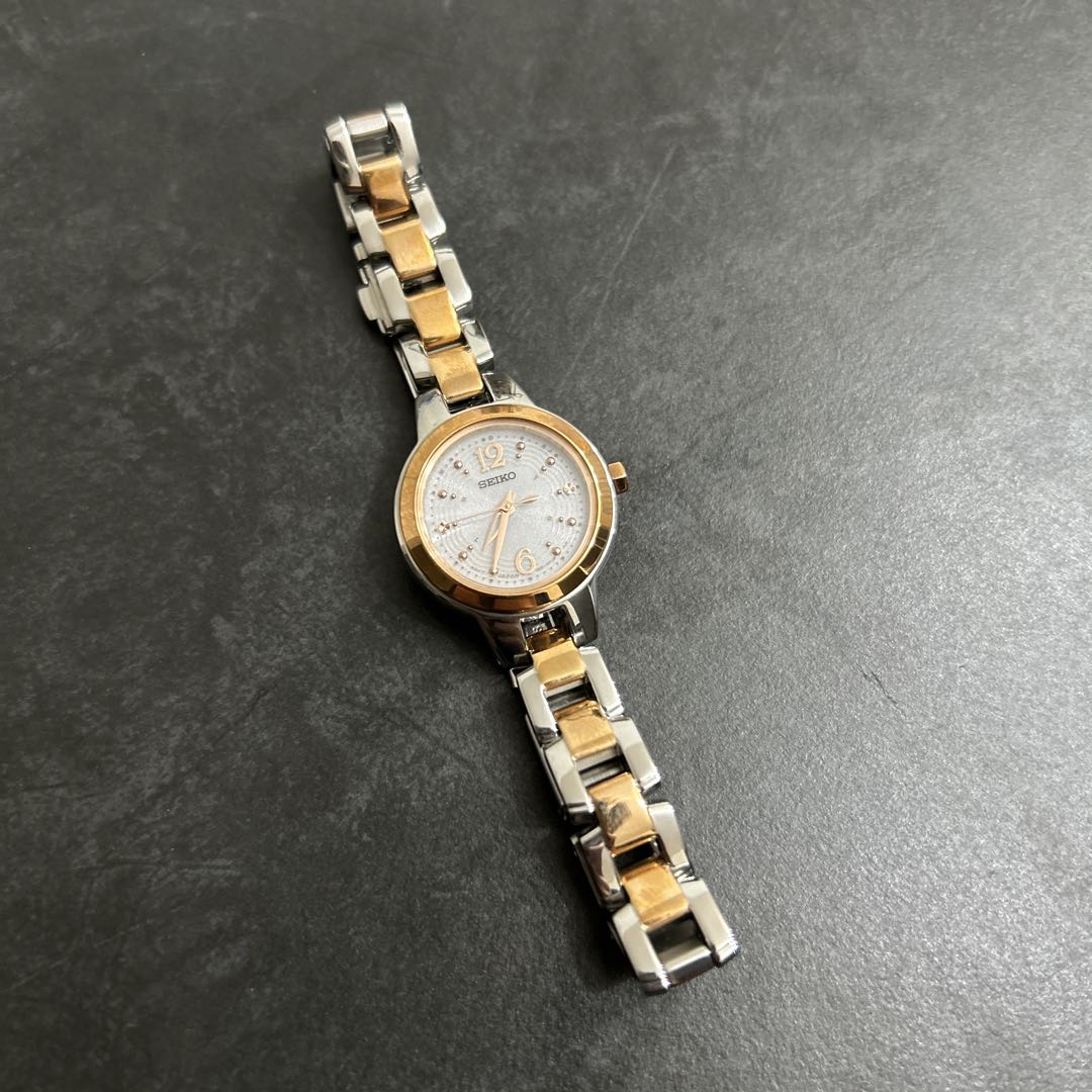 Seiko Analog Quartz Women