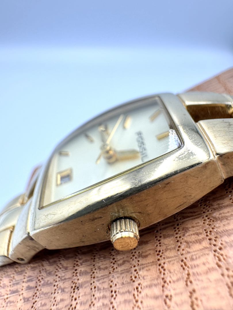 Fossil F2 Analog Quartz Women Watch Gold Tone