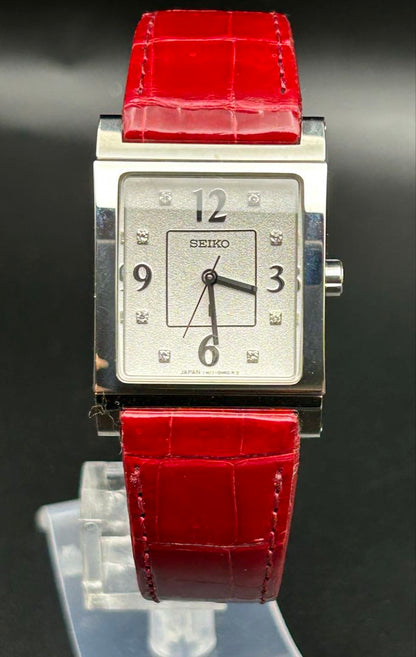 Seiko lk/lukia 1N01-ODYO Analog Quartz Women