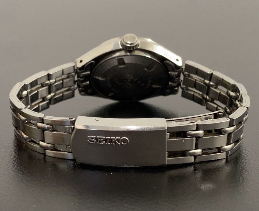 Seiko Chorus 2518-0111 Analog Mechanical (Manual) Women