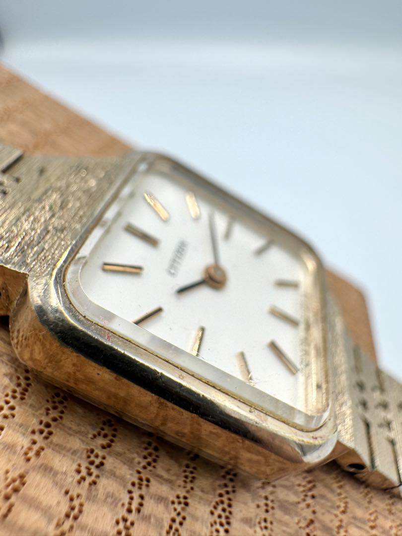Citizen Antique 4-6777153 YO Analog Mechanical (Manual) Women Vintage Hand-Winding Wristwatch 19Mm