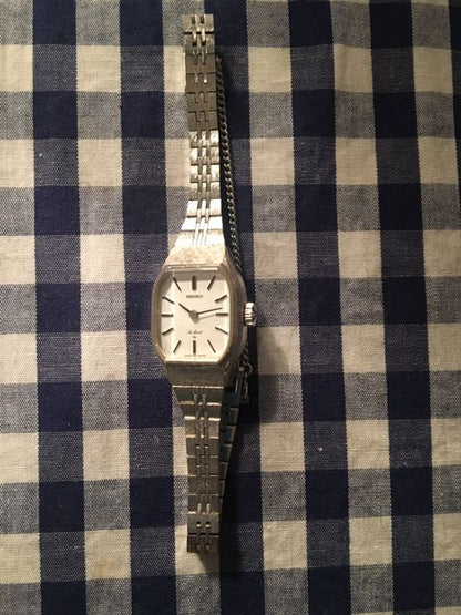 Seiko Analog Quartz Women