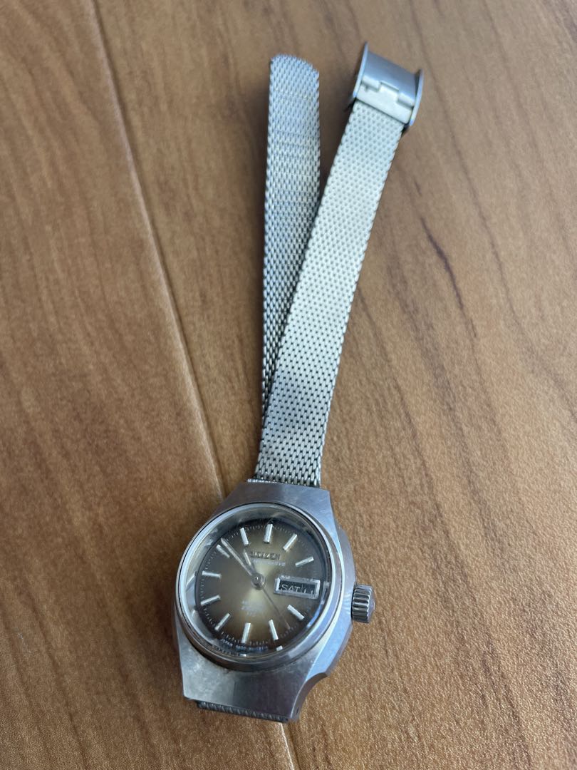 Citizen Analog Quartz Women