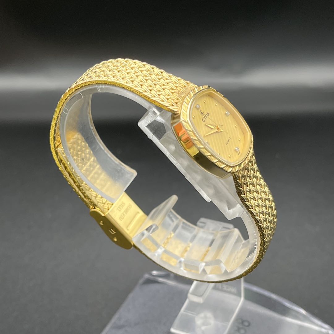 Cyma Analog Quartz Women