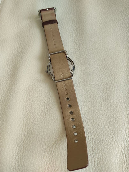 Analog Quartz Women