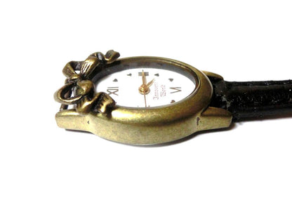 Innocent World Twirl Analog Quartz Women