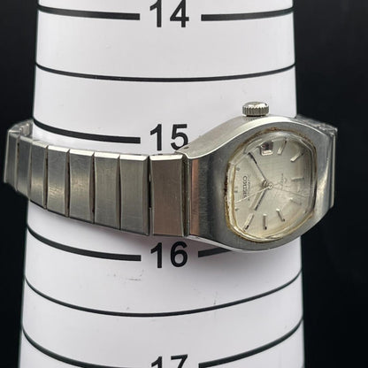 Seiko 2205-3040 Analog Mechanical (Automatic) Women