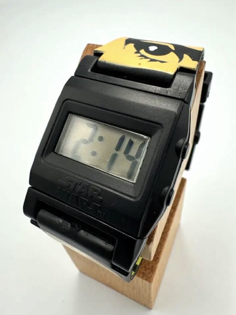 Star Wars Digital Quartz Men Watch With Tin Unused