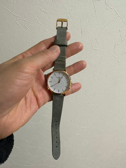 Analog Quartz Women