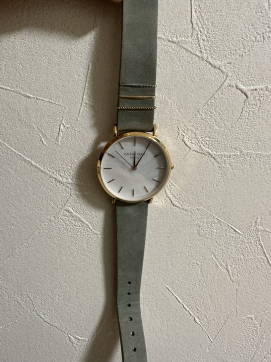 Analog Quartz Women