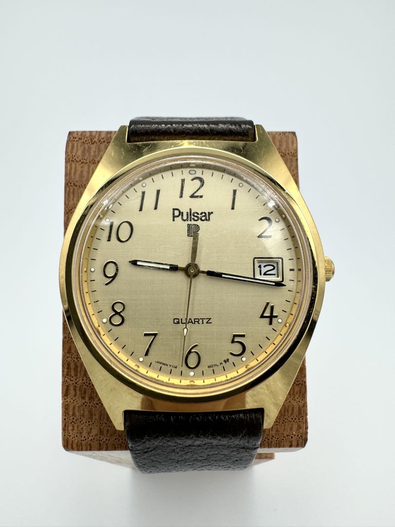Pulsar Analog Quartz Men Watch Date Calendar