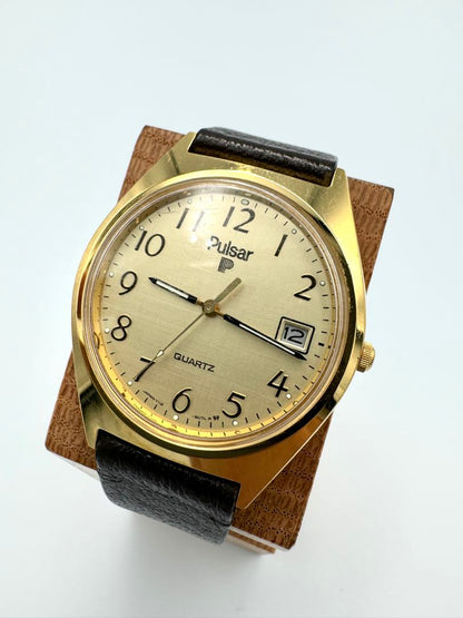 Pulsar Analog Quartz Men Watch Date Calendar