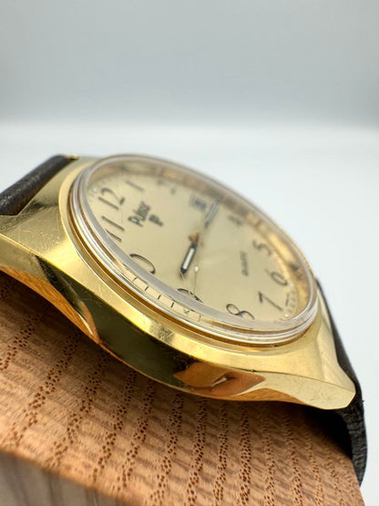 Pulsar Analog Quartz Men Watch Date Calendar