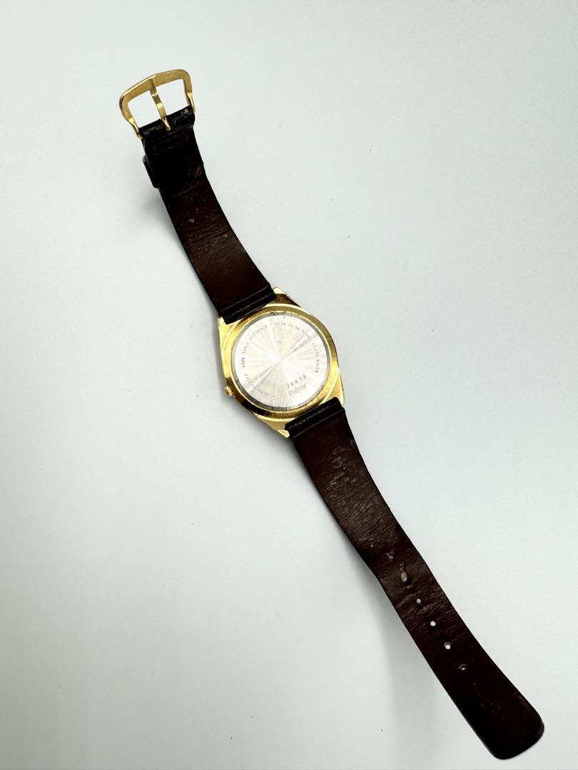 Pulsar Analog Quartz Men Watch Date Calendar