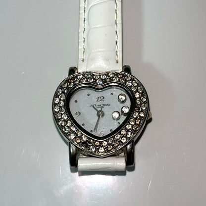 Stylish Witch Love and Berry Analog Quartz Women