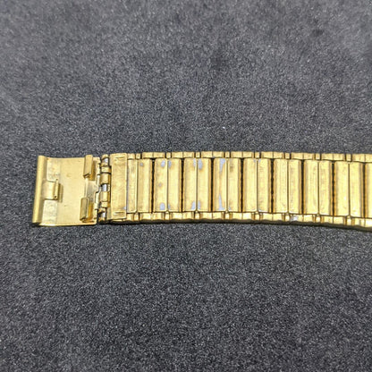 Seiko V701-6K00 Analog Quartz Men