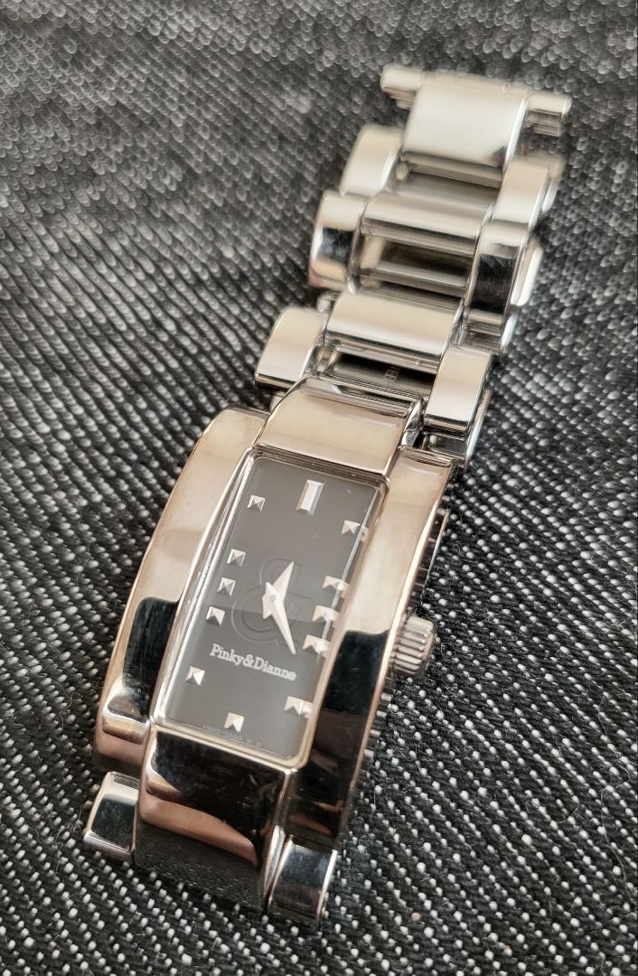 Seiko Pinky&Dianne Analog Quartz Women