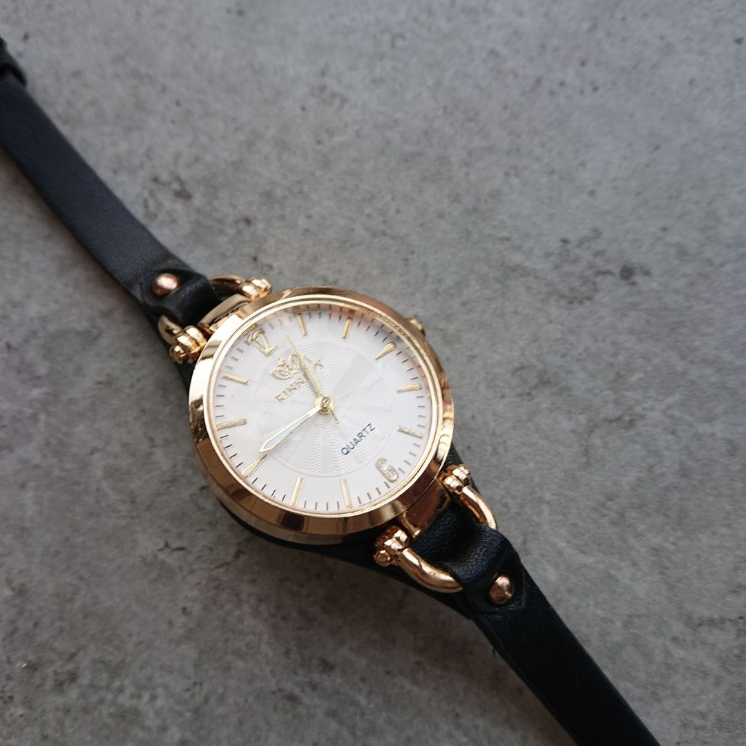Guess Analog Quartz Women