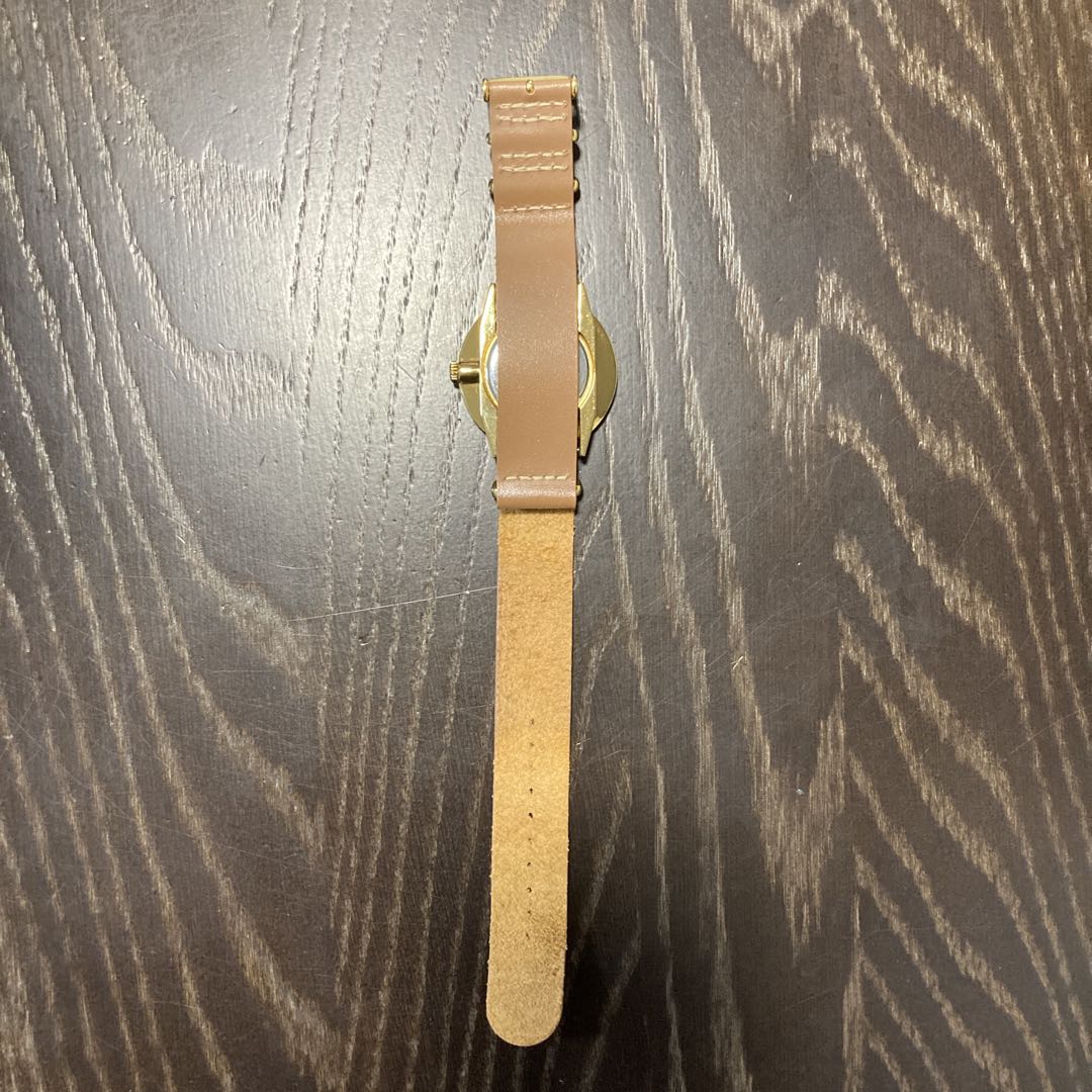 Cheapo Analog Mechanical (Manual) Women