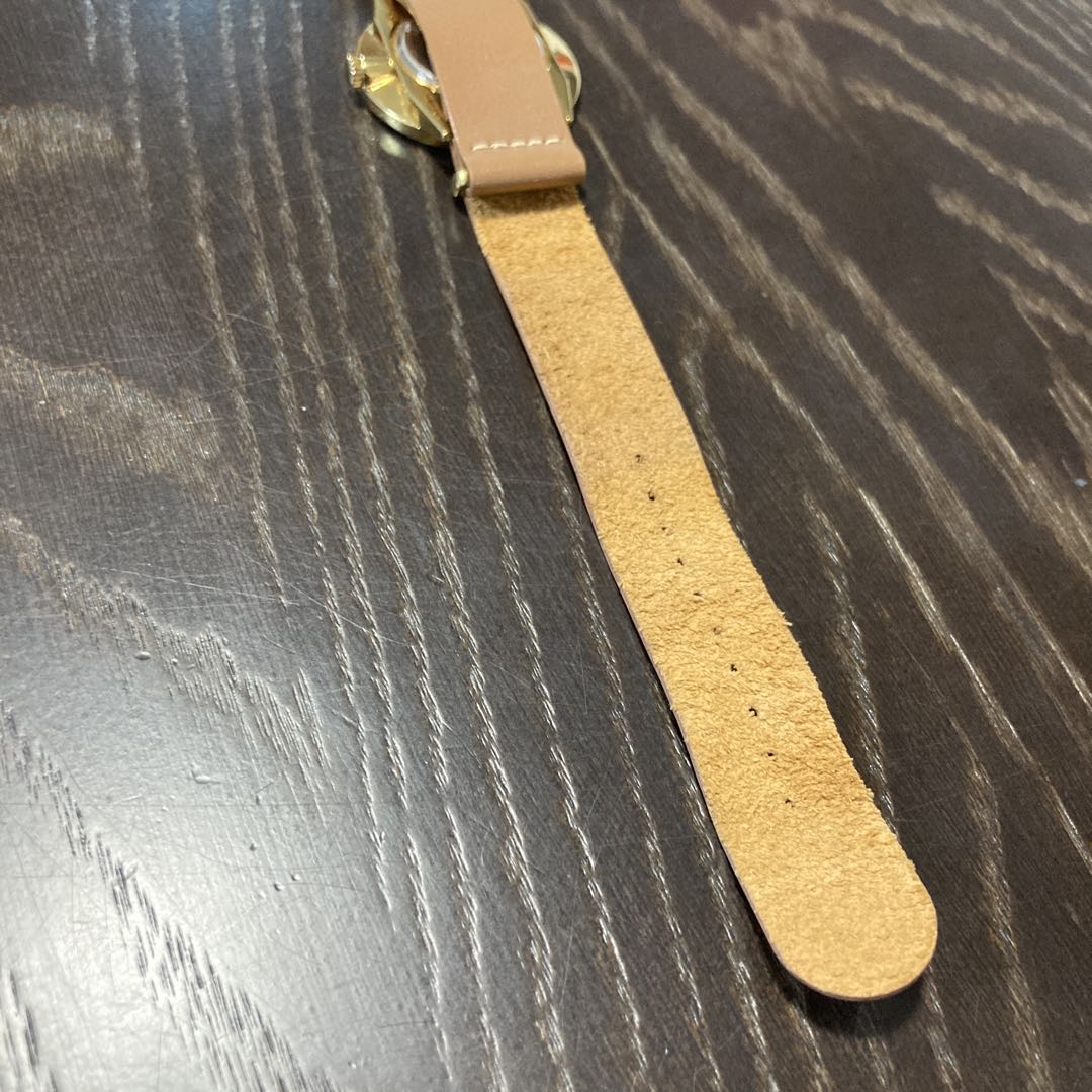 Cheapo Analog Mechanical (Manual) Women