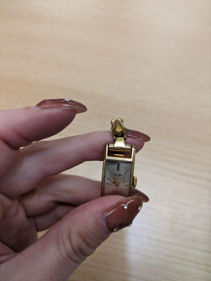 Seiko Fine Analog Quartz Women