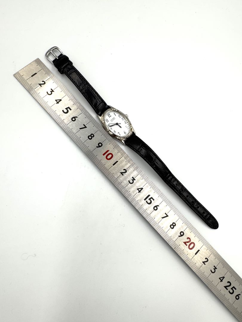 Citizen Eco-drive E031-S022495 Analog Quartz Women Solar