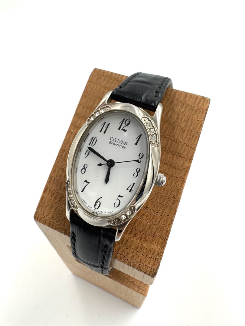 Citizen Eco-drive E031-S022495 Analog Quartz Women Solar