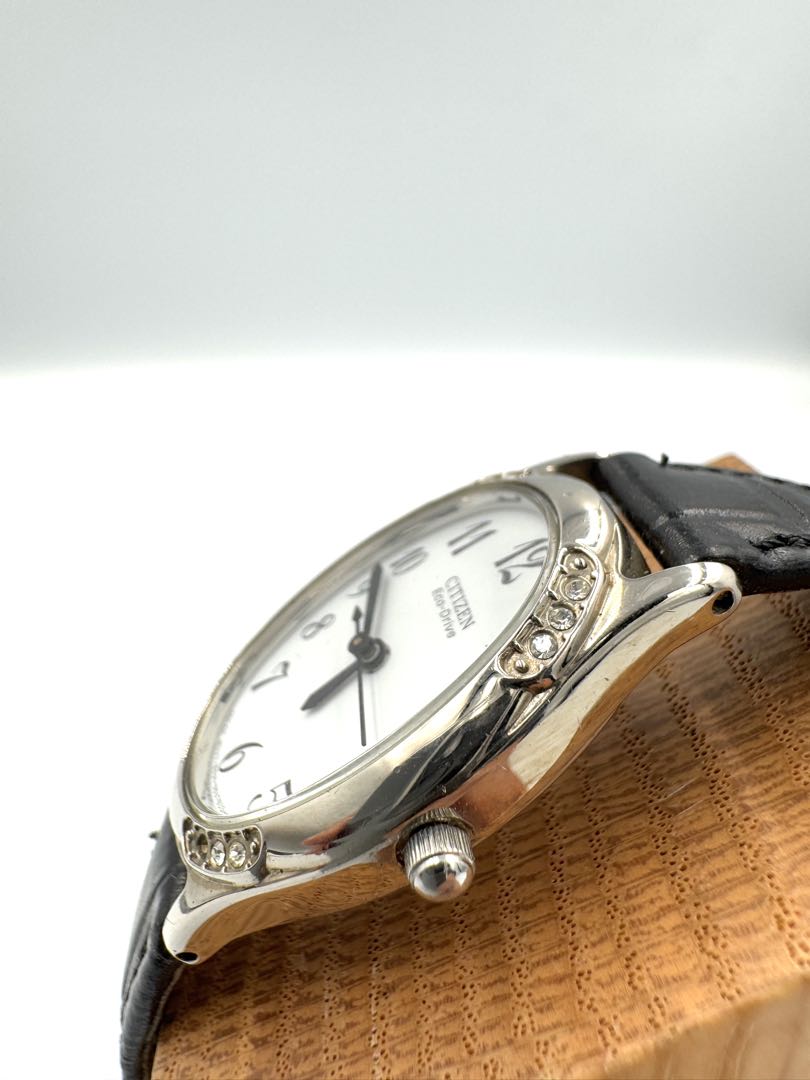 Citizen Eco-drive E031-S022495 Analog Quartz Women Solar