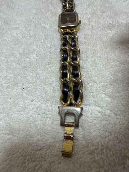 legend Analog Quartz Women