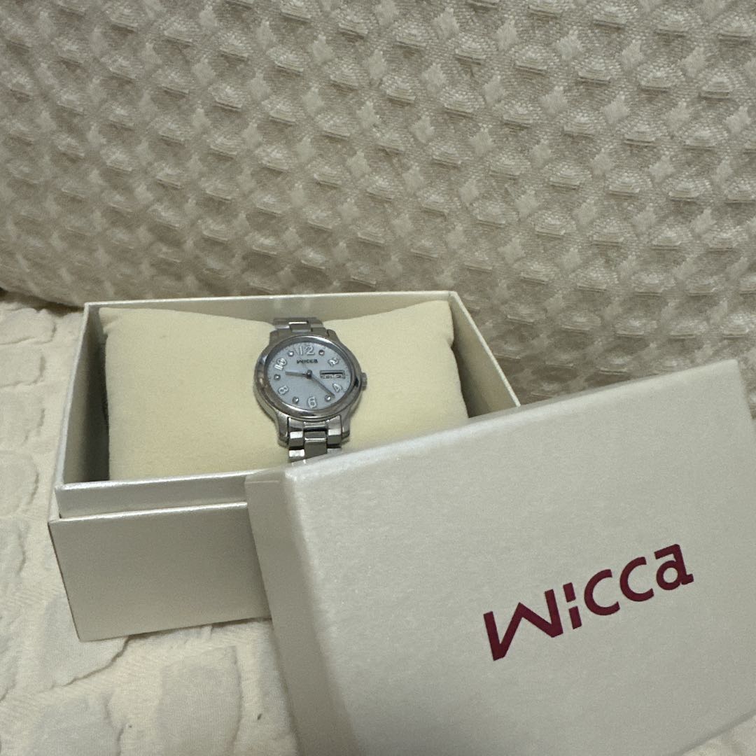 Citizen Wicca Analog Solar Women