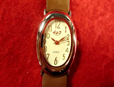 H2o CAROL Analog Quartz Women 完動watch 楕円women