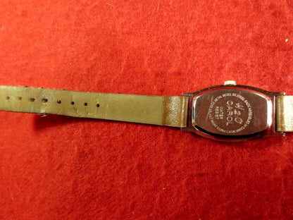 H2o CAROL Analog Quartz Women 完動watch 楕円women