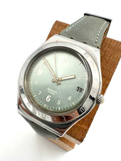 Swatch Irony Analog Quartz Unisex Adults Wristwatch Stainless Steel Case 32Mm Date