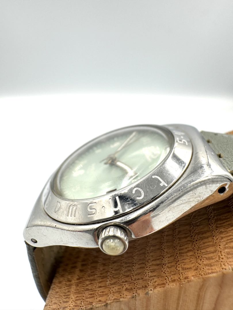 Swatch Irony Analog Quartz Unisex Adults Wristwatch Stainless Steel Case 32Mm Date