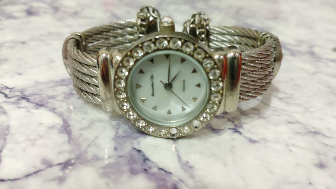 Alessandra Olla Analog Quartz Women