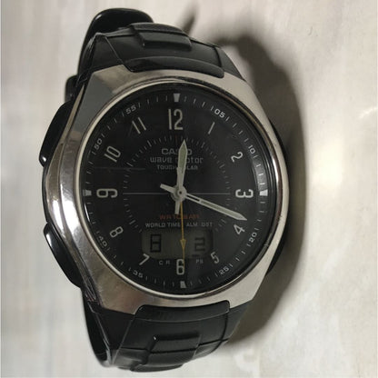 Casio Wave Ceptor Digital-Analog Solar Men