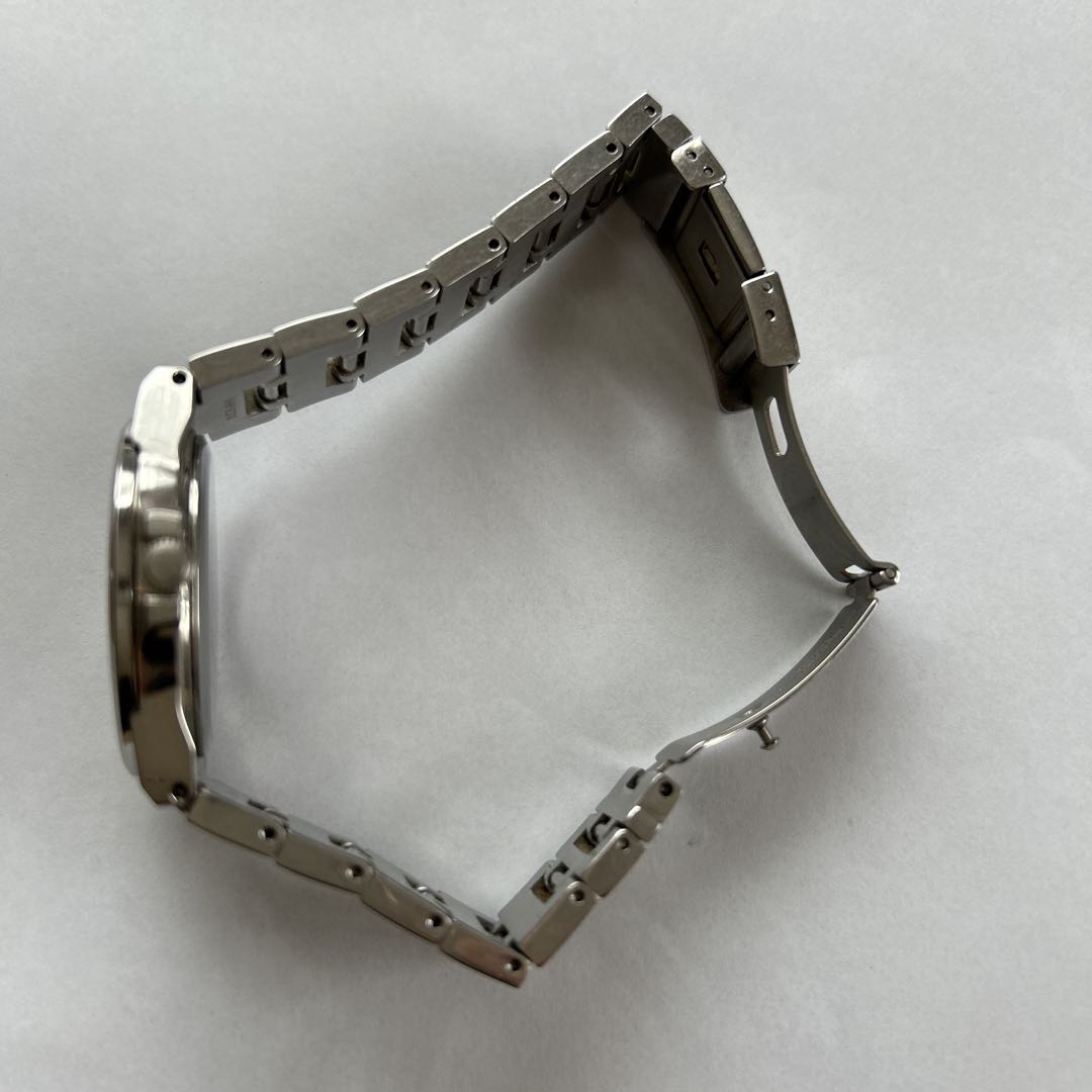 Seiko lk/lukia Analog Quartz Women
