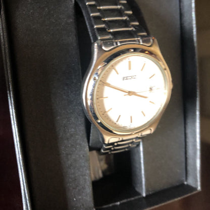 Citizen Analog Quartz Men
