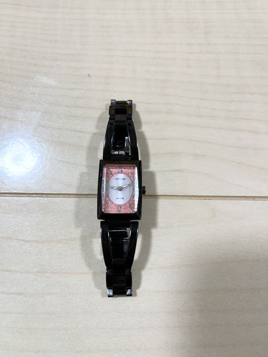 Citizen wicca Analog Solar Women