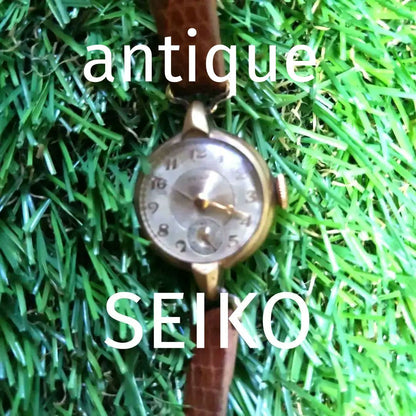 Seiko Analog Mechanical (Manual) Women
