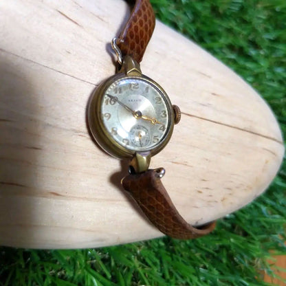 Seiko Analog Mechanical (Manual) Women