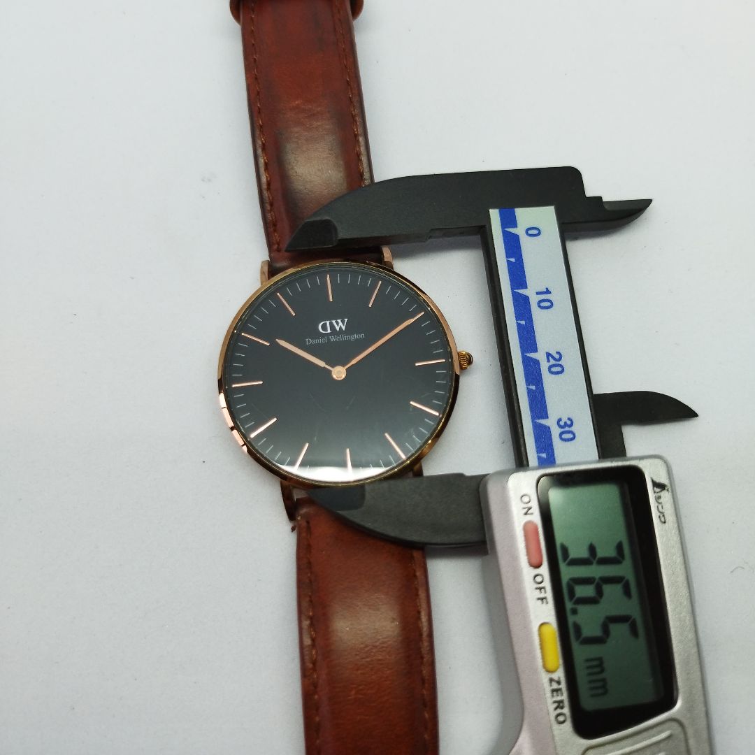 Daniel Wellington Analog Quartz Women