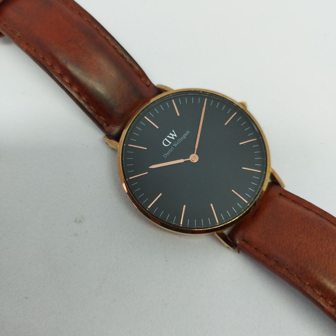 Daniel Wellington Analog Quartz Women