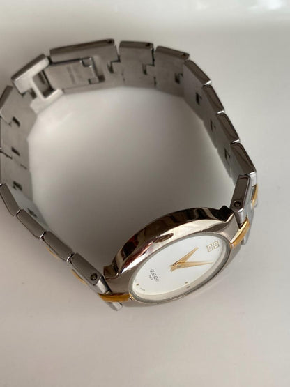 Givenchy Analog Quartz Women