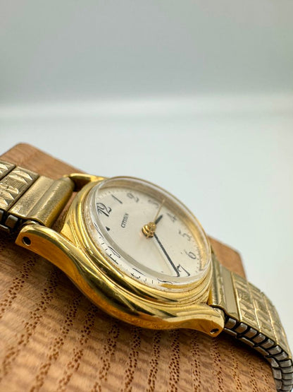 Citizen 4-682092 S Analog Mechanical (Manual) Women Vintage Ladies Hand-Winding Watch Arabic Numerals Gold Plated